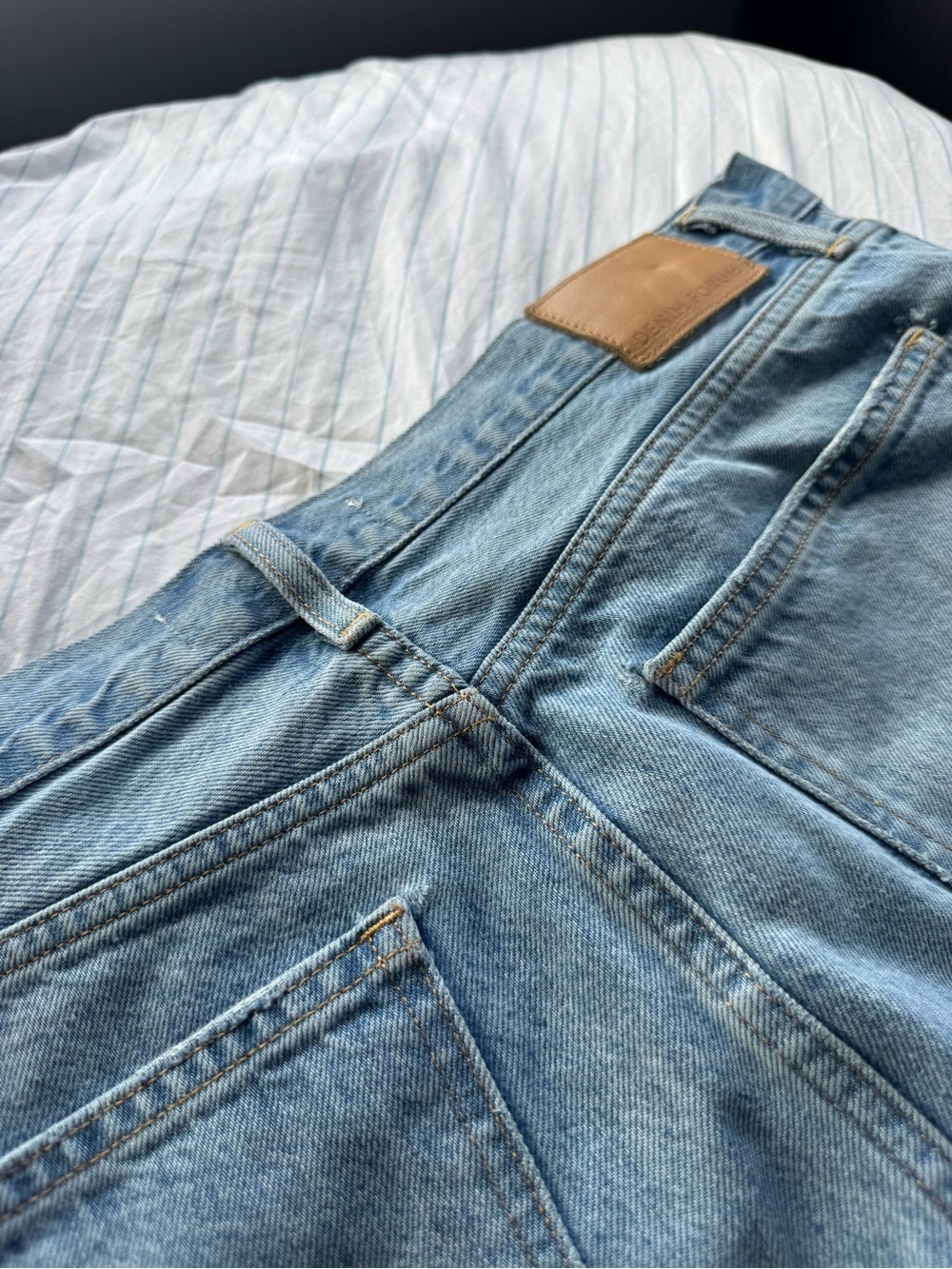 Denim Forum The Farrah High Rise. Size:30 - Picture 9 of 10